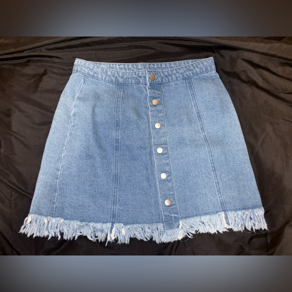 Forever 21 Front Buttoning Skirt